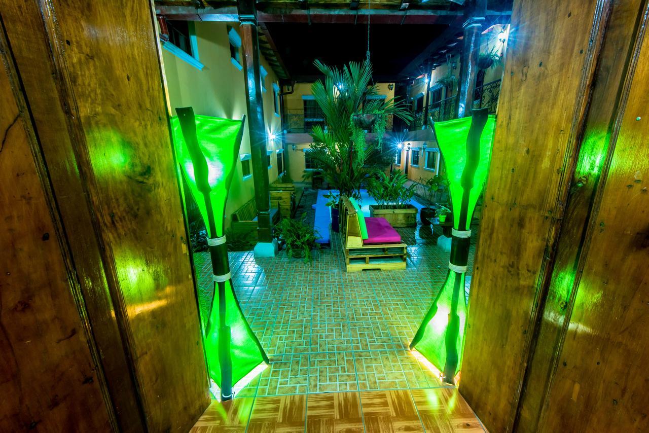 Fullmoon Hotel Granada  Kültér fotó