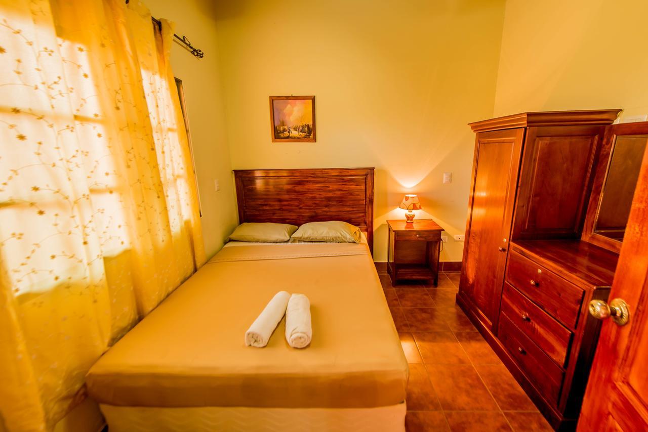 Fullmoon Hotel Granada  Szoba fotó